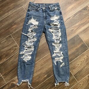 American Eagle stretch highest rise mom jeans size 4 short